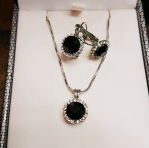 A necklace and earrings